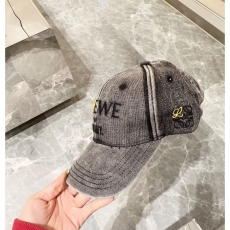 Loewe Caps